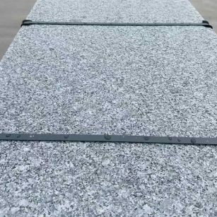 枣庄 芝麻黑火烧面毛板，条板，半成品