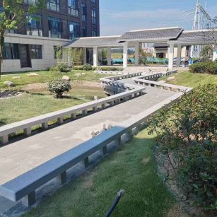 枣庄 芝麻灰小区坐凳&栏杆安装效果