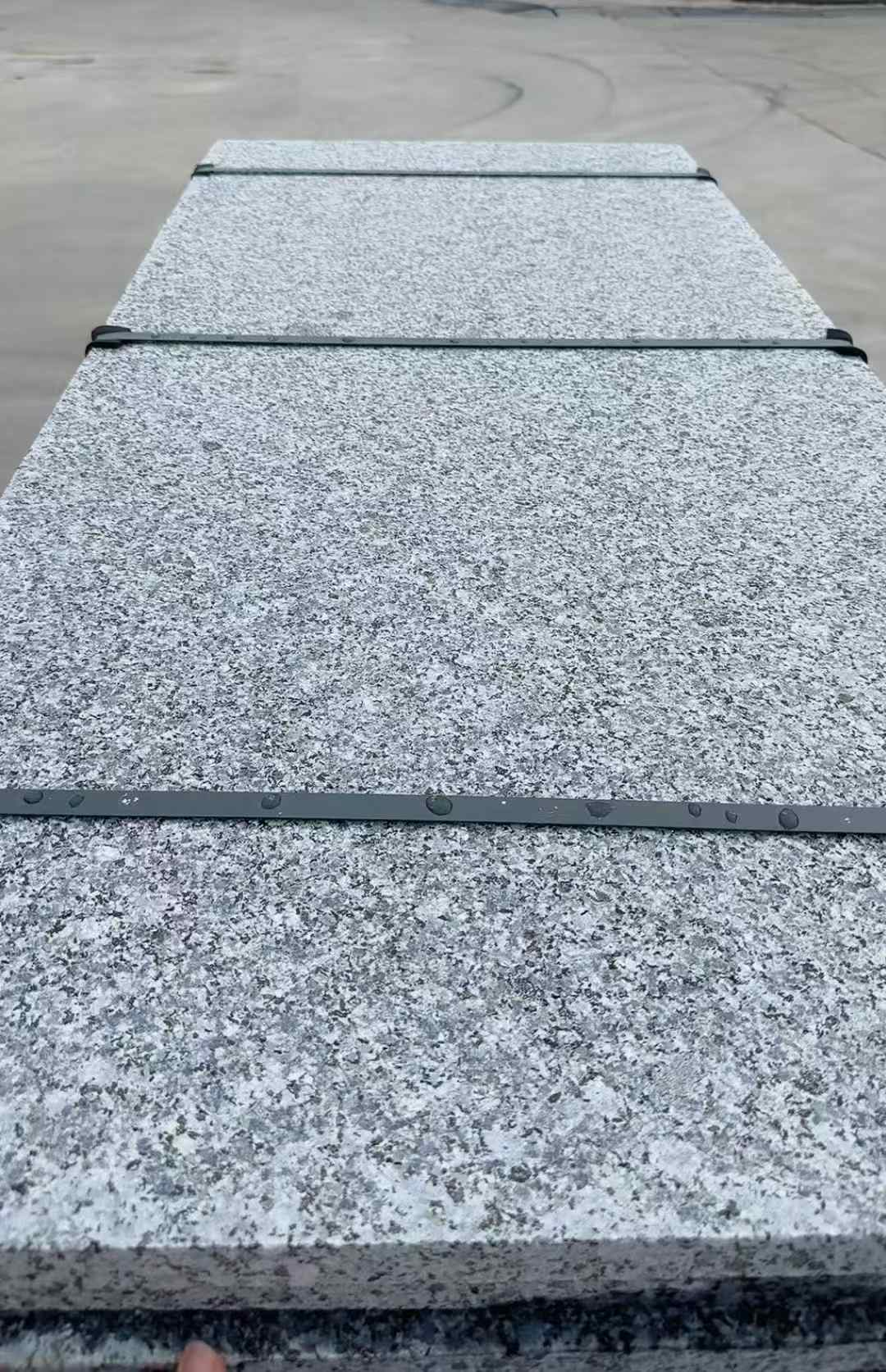 枣庄 芝麻黑火烧面毛板，条板，半成品