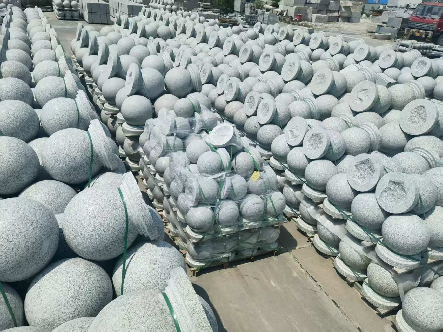 枣庄 花岗岩实心圆球，石球，挡车球，挡车石，车止石，路障石。