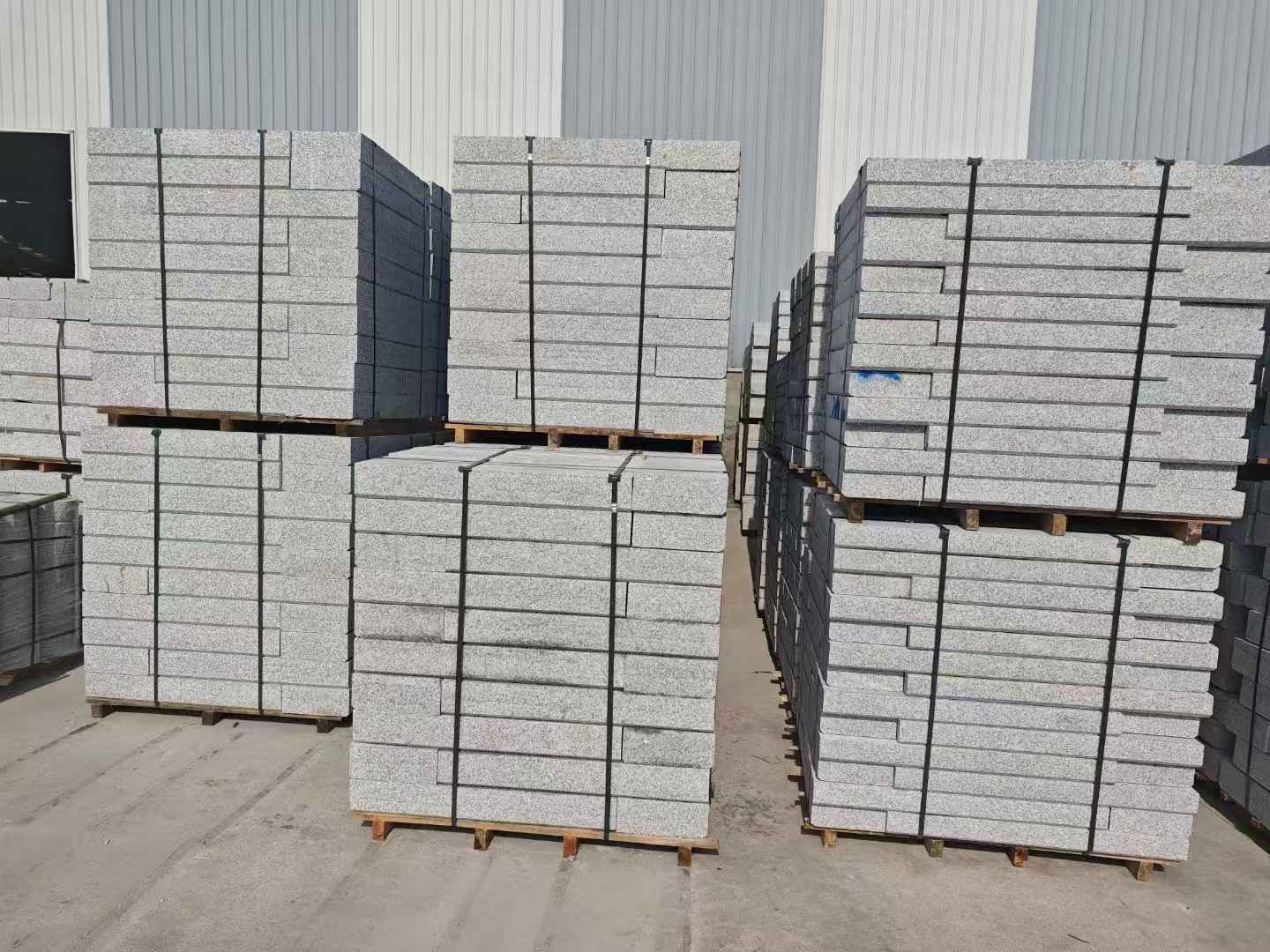 枣庄 芙蓉白路沿石，价格便宜