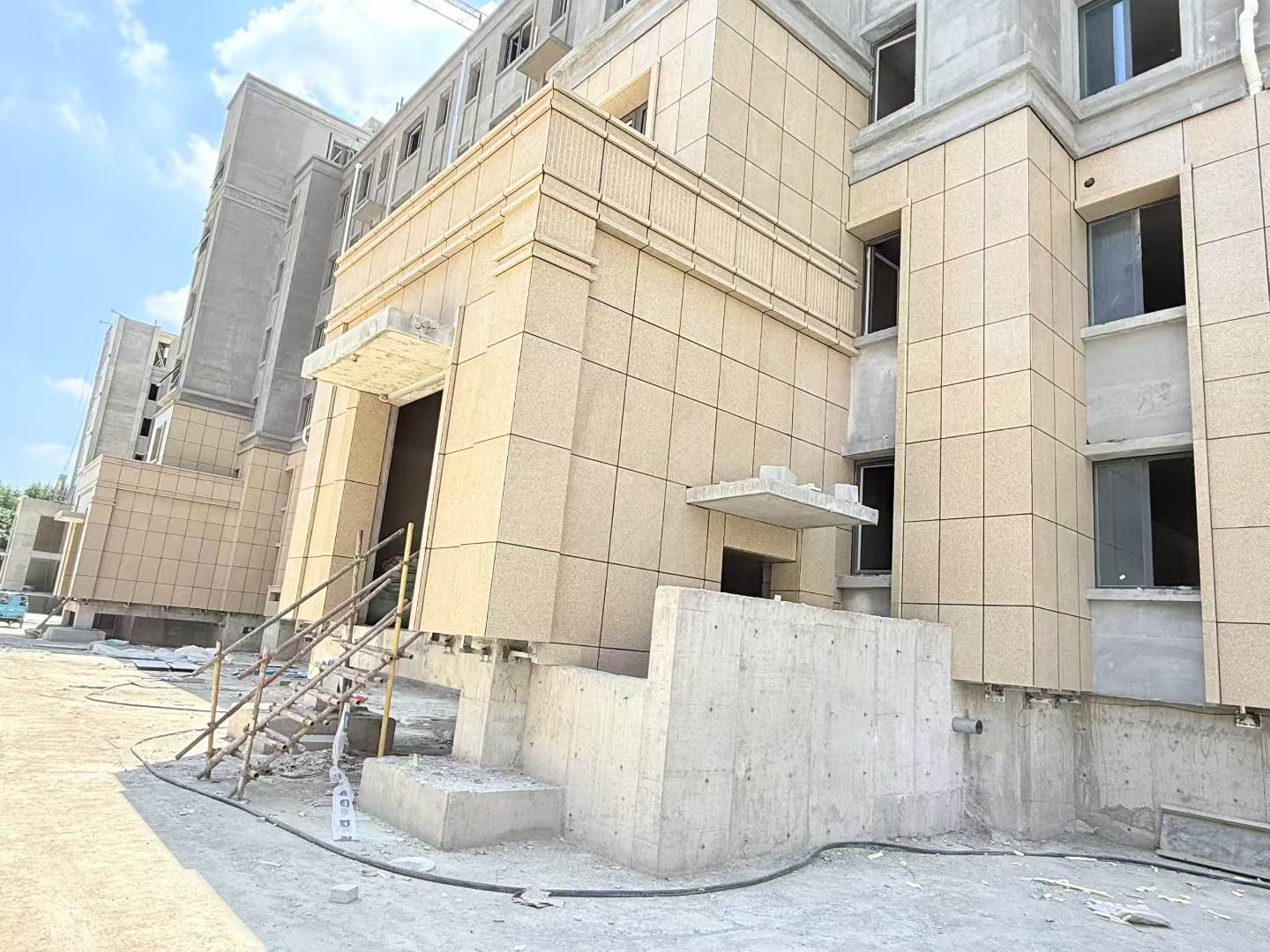 枣庄 黄金麻干挂，工地实拍