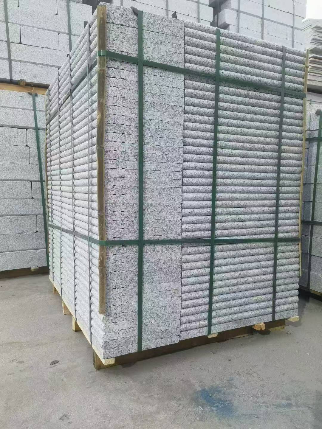 枣庄 芙蓉白3公分厚磨圆边、拉槽，楼梯踏步